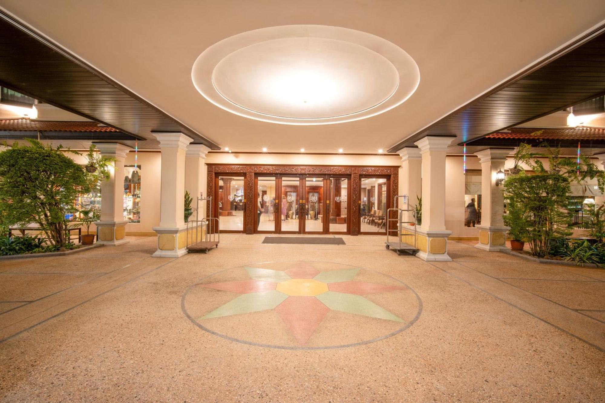 เค็มมาร่า แองกอร์โฮเต็ล&สปา Hotel เสียมราฐ ภายนอก รูปภาพ